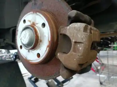 Автозапчастина б/у задній лівий гальмівний супорт для citroen c4 cactus 1.2 puretech 130 посилання на oem iam 1692648880