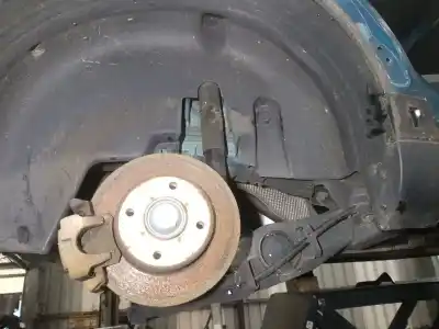 Автозапчастина б/у задня вісь для citroen c4 cactus 1.2 puretech 130 посилання на oem iam 1607197180  