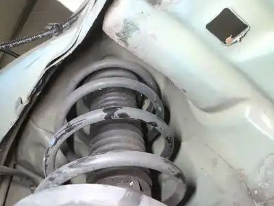 Автозапчастина б/у передній правий амортизатор для citroen c4 cactus 1.2 puretech 130 посилання на oem iam 9820230880  