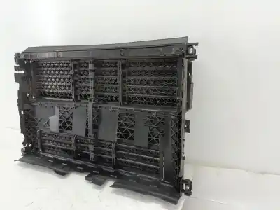 Автозапчастина б/у передня решіта радіатора для peugeot 308 iii (fb_, fh_, fp_, f3_) bluehdi 130 (fbyhzl, fbyhzt) посилання на oem iam 9817002880  