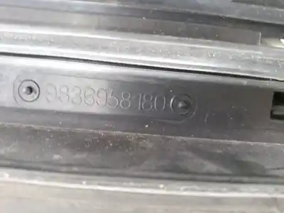 Автозапчастина б/у передня решіта радіатора для peugeot 308 iii (fb_, fh_, fp_, f3_) bluehdi 130 (fbyhzl, fbyhzt) посилання на oem iam 9817002880  