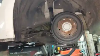 Автозапчастина б/у задня вісь для peugeot 208 ii (ub_, up_, uw_, uj_) 1.2 puretech 75 посилання на oem iam 9838305680  