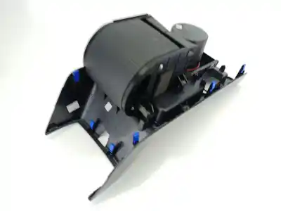 Автозапчастина б/у бардачок для kia xceed (cd) 1.4 t-gdi посилання на oem iam 84620j7000  