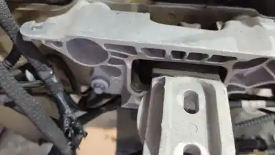 Автозапчасти б/у изменить поддержку за peugeot 2008 ii (ud_, us_, uy_, uk_) 1.5 bluehdi 110 (udyhsk) ссылки oem iam 9824312980  