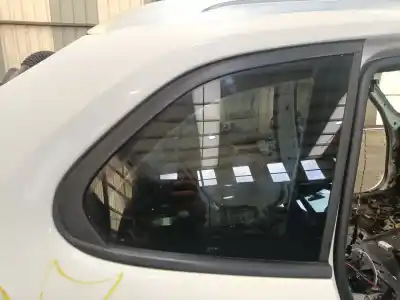 Peça sobressalente para automóvel em segunda mão vidro custódia triangular traseiro direito por bmw x1 (e84) sdrive 18 d referências oem iam 51372990330