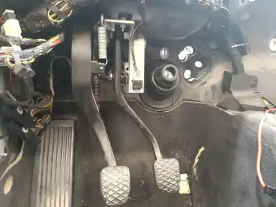 Peça sobressalente para automóvel em segunda mão pedal da embreagem por bmw x1 (e84) sdrive 18 d referências oem iam 35006878300