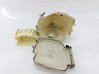 Peça sobressalente para automóvel em segunda mão caixa de fusíveis e relés por bmw x1 (e84) sdrive 18 d referências oem iam 51472991186