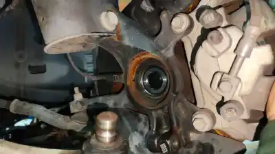 Second-hand car spare part front left knuckle for ford kuga iii (dfk) 2.0 ecoblue mhev oem iam references 2451516