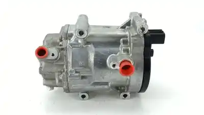 Recambio de automóvil de segunda mano de COMPRESOR AIRE ACONDICIONADO para TOYOTA YARIS (_P21_, _PA1_, _PH1_) 1.5 HYBRID (MXPH10) referencias OEM IAM 88370K0010  