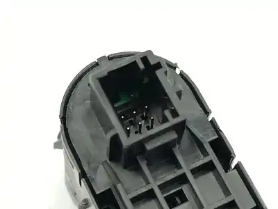 Автозапчасти б/у выключатель левого переднего окна за opel corsa f 1.2 (68) ссылки oem iam 96788281zd  