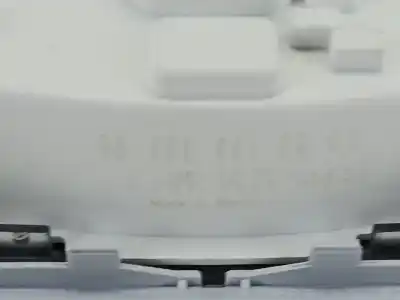 Автозапчасти б/у внутренний свет за opel corsa f 1.2 (68) ссылки oem iam 96781443  