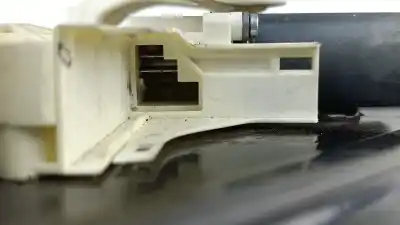 Автозапчастина б/у регулятор скла заднього правого для land rover range rover sport i (l320) 3.6 d 4x4 посилання на oem iam lr052109  