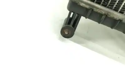 Pezzo di ricambio per auto di seconda mano radiatore d acqua per land rover discovery iv (l319) 3.0 td 4x4 riferimenti oem iam lr021778  