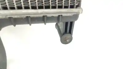 Pezzo di ricambio per auto di seconda mano radiatore d acqua per land rover discovery iv (l319) 3.0 td 4x4 riferimenti oem iam lr021778  