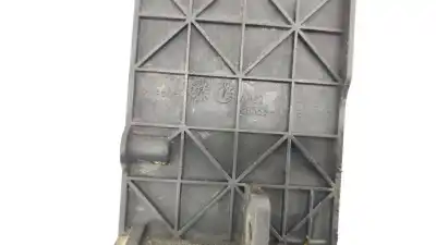 Second-hand car spare part medium for land rover discovery iv (l319) 3.0 td 4x4 oem iam references lr016182  