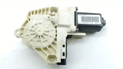 Gebrauchtes Autoersatzteil fensterheber vorne rechts zum land rover discovery iv (l319) 3.0 td 4x4 oem-iam-referenzen lr052111