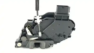 Автозапчастина б/у замок дверей заднього лівого для land rover discovery iv (l319) 3.0 td 4x4 посилання на oem iam lr091361  