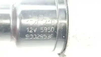 Автозапчастина б/у паливний насос для land rover discovery iv (l319) 3.0 td 4x4 посилання на oem iam 9002853f  