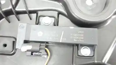 Tweedehands auto-onderdeel regelaar rechts achterruit: voor jeep compass (mp, m6, mv, m7) 1.6 crd oem iam-referenties 68243944aa  