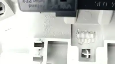 Автозапчастина б/у внутрішне світло для volkswagen t-roc (a11, d11) 1.0 tsi посилання на oem iam 3b0035711b  