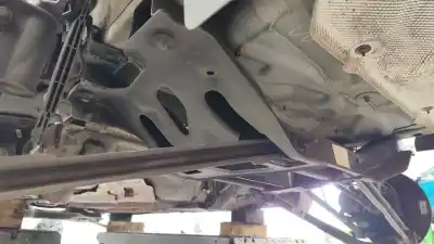 Автозапчастина б/у задня вісь для jeep compass (mp, m6, mv, m7) 1.6 crd посилання на oem iam 68378439aa  