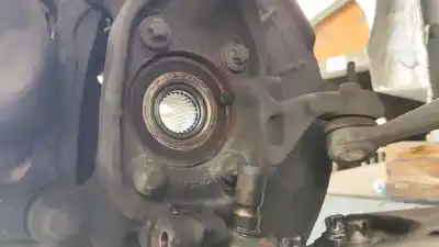 Pièce détachée automobile d'occasion moyeu de roue avant droite pour jeep compass (mp, m6, mv, m7) 1.6 crd références oem iam 04787970aa  