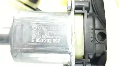 Автозапчасти б/у регулятор стекла переднего правого за volkswagen t-roc (a11, d11) 1.0 tsi ссылки oem iam 2ga837462f  