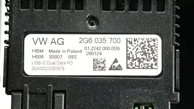 Автозапчасти б/у центральная консоль за volkswagen t-roc (a11, d11) 1.0 tsi ссылки oem iam 2ga863681b  