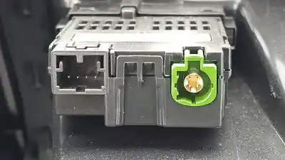 Автозапчасти б/у центральная консоль за volkswagen t-roc (a11, d11) 1.0 tsi ссылки oem iam 2ga863681b  