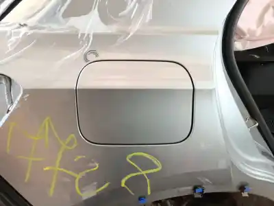 Автозапчасти б/у наружная крышка топлива за volkswagen t-roc (a11, d11) 1.0 tsi ссылки oem iam 2ga809857d