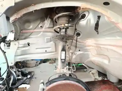 Автозапчасти б/у передний левый амортизатор за VOLKSWAGEN T-ROC (A11, D11) 1.0 TSI ссылки OEM IAM 5Q0413031JN  