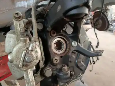 Pezzo di ricambio per auto di seconda mano attacco anteriore destro per volkswagen t-roc (a11, d11) 1.0 tsi riferimenti oem iam 5q0407256s  