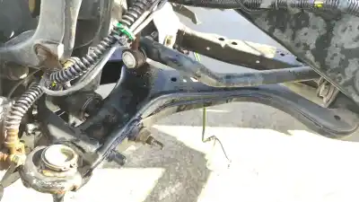 Pezzo di ricambio per auto di seconda mano braccio di sospensione anteriore sinistro inferiore per land rover discovery iv (l319) 3.0 td 4x4 riferimenti oem iam lr073369  