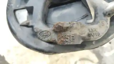 İkinci el araba yedek parçası ön sag knuckle için land rover discovery iv (l319) 3.0 td 4x4 oem iam referansları lr056468  