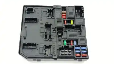 Автозапчасти б/у блок реле/предохранителей за nissan qashqai ii suv (j11, j11_) 1.3 dig-t ссылки oem iam 284b75na1a  