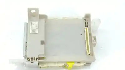 Автозапчасти б/у блок реле/предохранителей за toyota yaris (_p13_) 1.0 (ksp130_) ссылки oem iam 8273052k40  