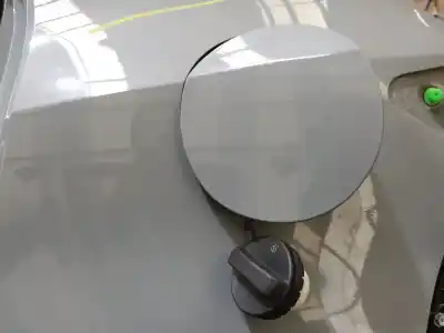 Peça sobressalente para automóvel em segunda mão tampa de combustível por toyota corolla fastback (_e21_) 1.8 hybrid (zwe211) referências oem iam 7735002220