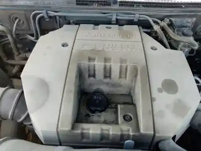 Pezzo di ricambio per auto di seconda mano COPERCHIO MOTORE per MITSUBISHI MONTERO (V60/V70)  Riferimenti OEM IAM   