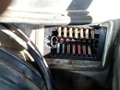 Second-hand car spare part fuse box unit for mercedes-benz clase e (w123) berlina+coupe 2.3 oem iam references 