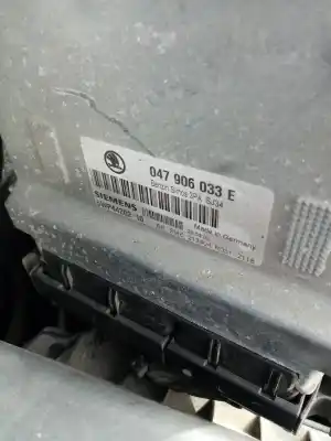 Автозапчасти б/у блок управления двигателем за skoda fabia (6y2/6y3) 1.4 ссылки oem iam 047906033e  