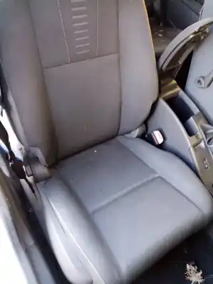 Recambio de automóvil de segunda mano de ASIENTO DELANTERO DERECHO para RENAULT MEGANE II BERLINA 5P  referencias OEM IAM   