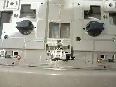 Автозапчасти б/у внутренний свет за opel antara a (l07) 2.0 cdti ссылки oem iam   