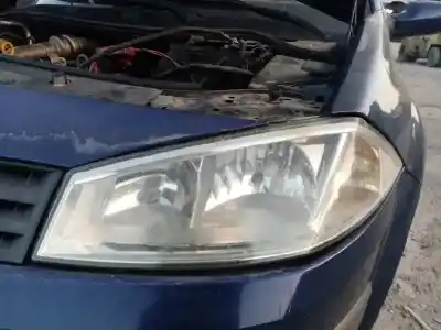 Recambio de automóvil de segunda mano de faro izquierdo para renault megane ii berlina 5p 1.5 dci diesel cat referencias oem iam 