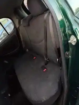 Автозапчастина б/у задні сидіння для toyota yaris (ncp1/nlp1/scp1) 1.0 cat посилання на oem iam 