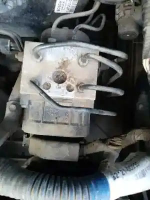 Pezzo di ricambio per auto di seconda mano abs per toyota yaris (ncp1/nlp1/scp1) 1.0 cat riferimenti oem iam 0273004636 0265216904 44510-0d011
