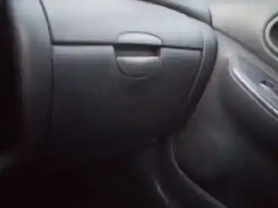 Автозапчастина б/у бардачок для toyota yaris (ncp1/nlp1/scp1) 1.0 cat посилання на oem iam 