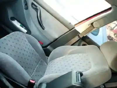 Recambio de automóvil de segunda mano de ASIENTO DELANTERO DERECHO para SEAT TOLEDO (1M2)  referencias OEM IAM   