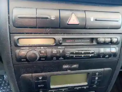 Recambio de automóvil de segunda mano de sistema audio / radio cd para seat toledo (1m2) 1.9 tdi referencias oem iam 