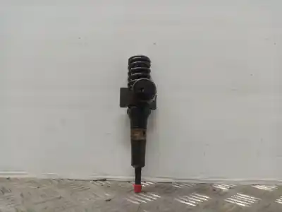 Pezzo di ricambio per auto di seconda mano Iniettore per AUDI A3 (8P) 2.0 TDI Ambiente Riferimenti OEM IAM 03G130073G  0414720404