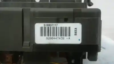 Recambio de automóvil de segunda mano de CAJA RELES / FUSIBLES para RENAULT LAGUNA II (BG0)  referencias OEM IAM 518837117  8200447438